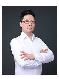 三維美術(shù)教學主任 ：老王