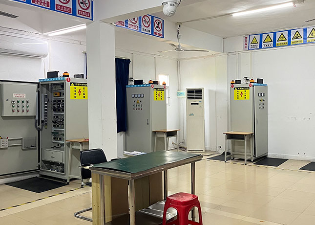 學(xué)校環(huán)境