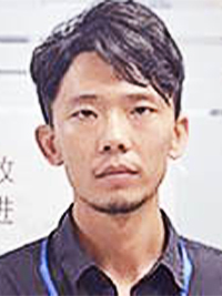 油畫美術(shù)講師：徐博毅