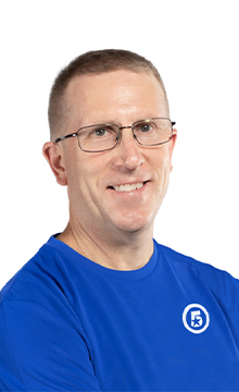 教學(xué)總監(jiān)：鮑勃·皮爾斯