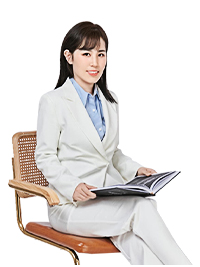 業(yè)務(wù)負(fù)責(zé)人、留學(xué)規(guī)劃師： 常偉