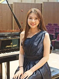 钢琴老师：林老师