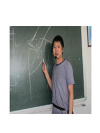 服裝設計專業(yè)高級教師：盧老師