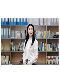 語文高級教師:咸靜