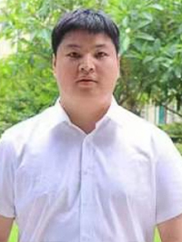 语文老师：苏能南