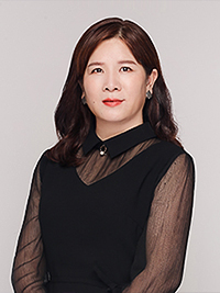 高級講師：張漢華