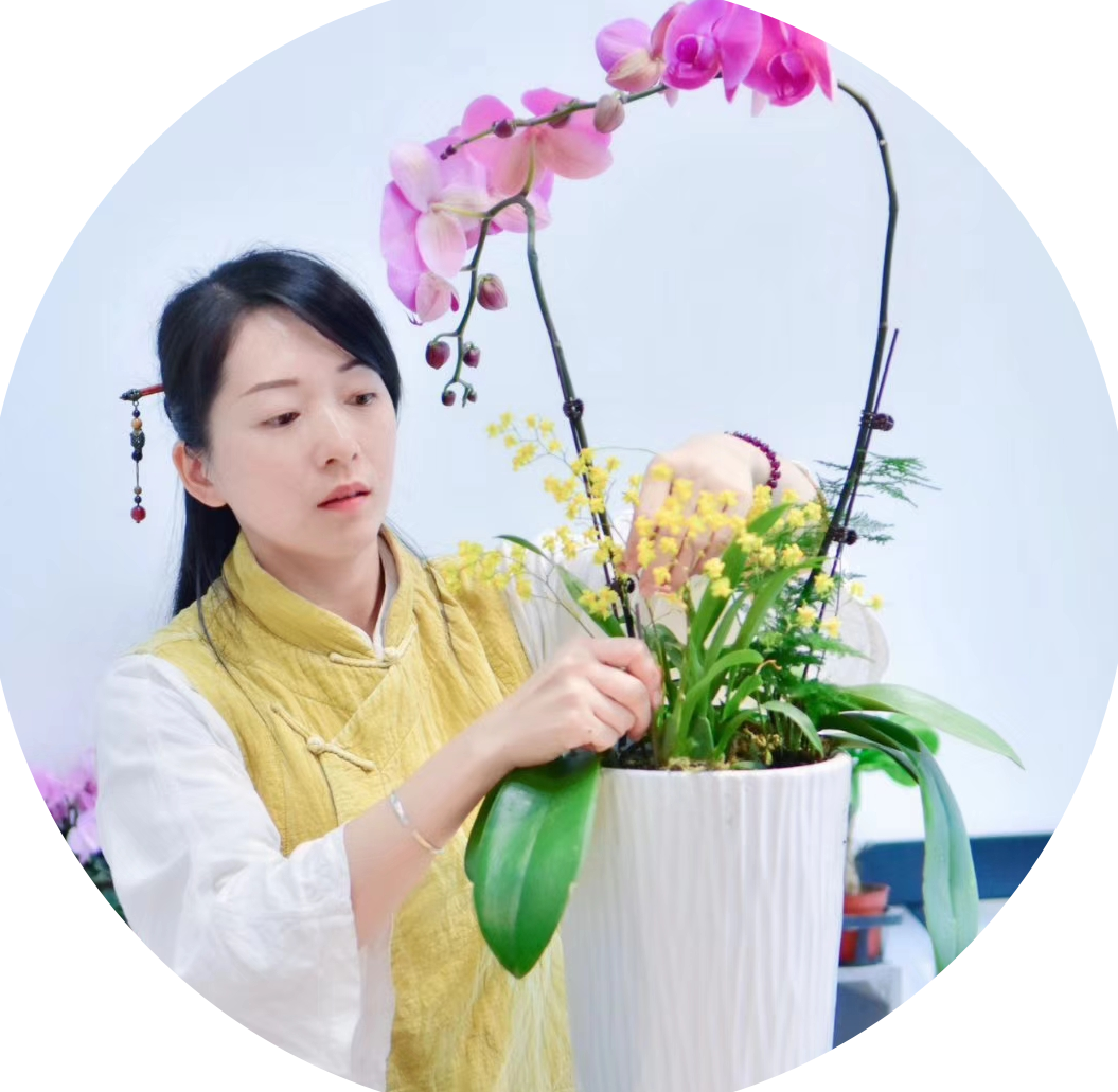 高级花师：李红燕