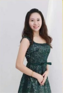 钢琴教师：李菁禾