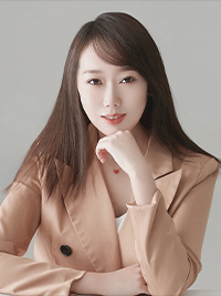 传媒老师：李婉桥