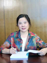 教學校長：陳金芳