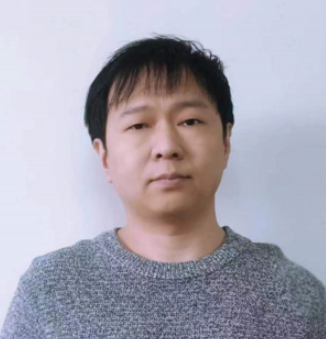 高中物理、数学教师：闫伟