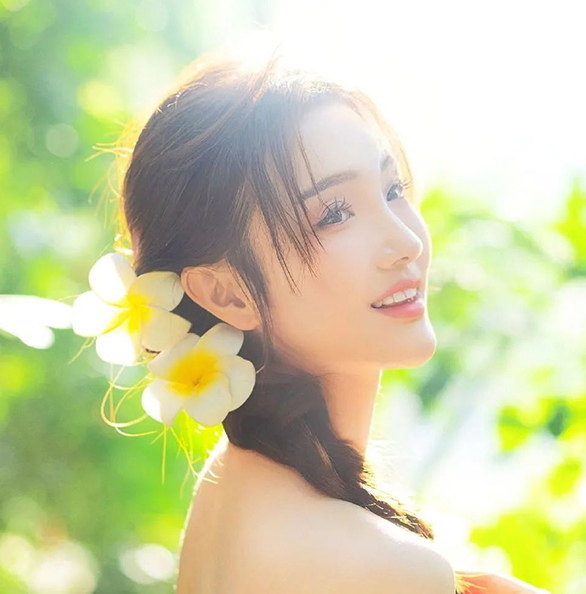 舞蹈老师：谭校长