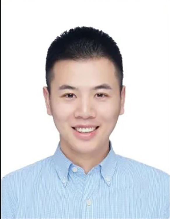 素描课程研发组长：寻平立