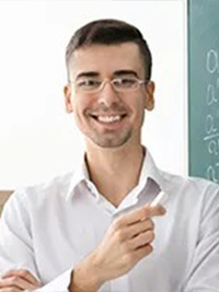 外籍文笔老师：Chris