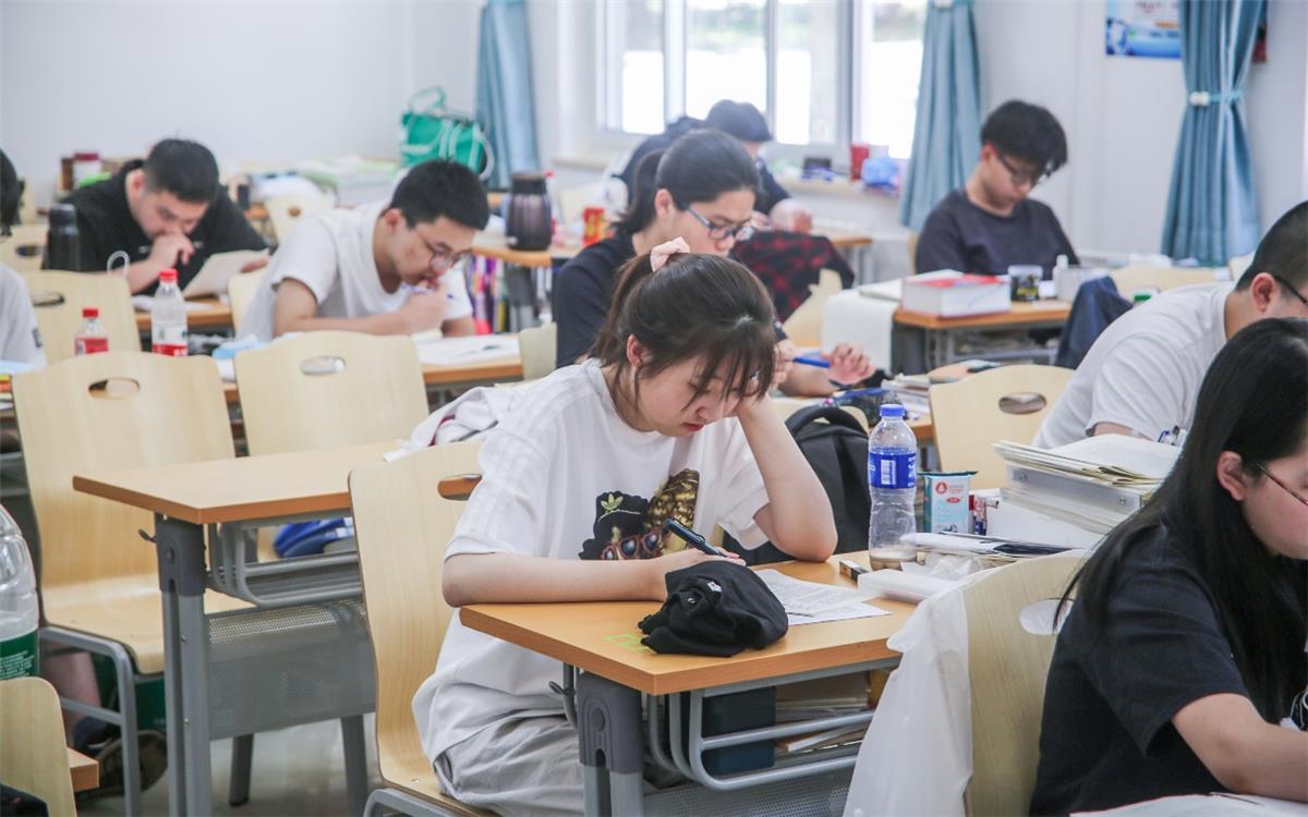 教學(xué)現(xiàn)場(chǎng)