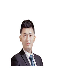 上美苑画室联合创始人：靳闪校长