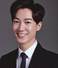 播音专业教师：田笙言