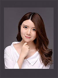 广告设计培训讲师:Maggie