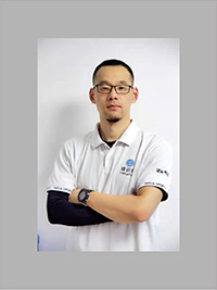 培训师：徐威威