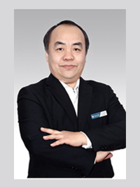 英語教師：王金勇