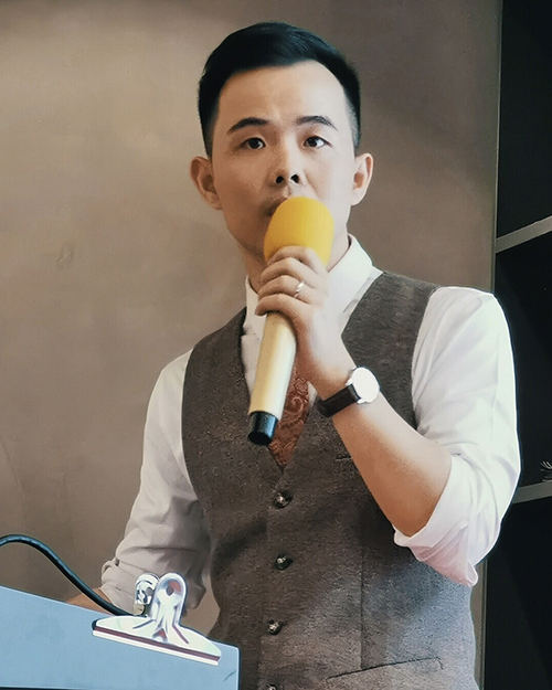 美術(shù)老師：賴(lài)程嶙