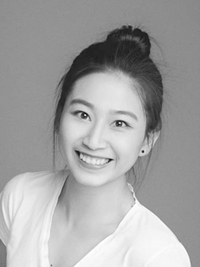 英語(yǔ)教師：李韻