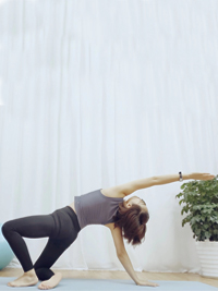 瑜伽教師：小魚