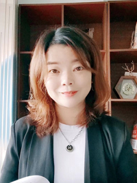 日語講師：楊楊