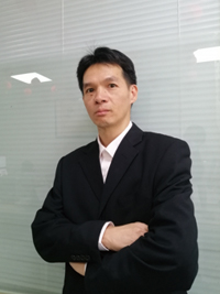 高級講師：陳老師