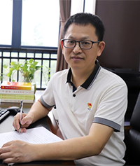 学院副院长  林辉