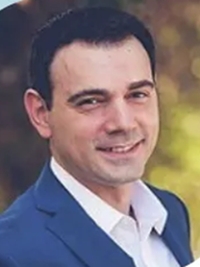 博士 Dr Manthos Delis