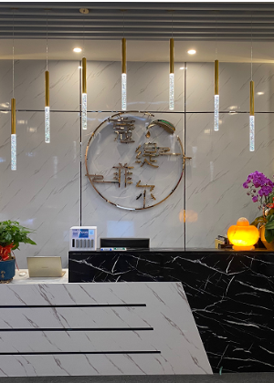 上海蔻缇菲尔美妆培训学校