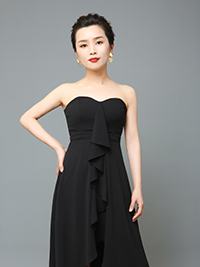 詹曼灵（高级纹绣讲师）