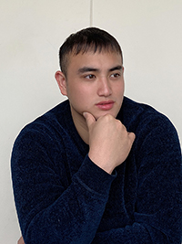 姓名：李春贤   座右铭：尝过人生百味，方得人间冷暖