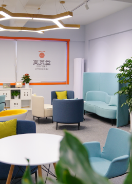 成都亮英堂母婴护理培训机构