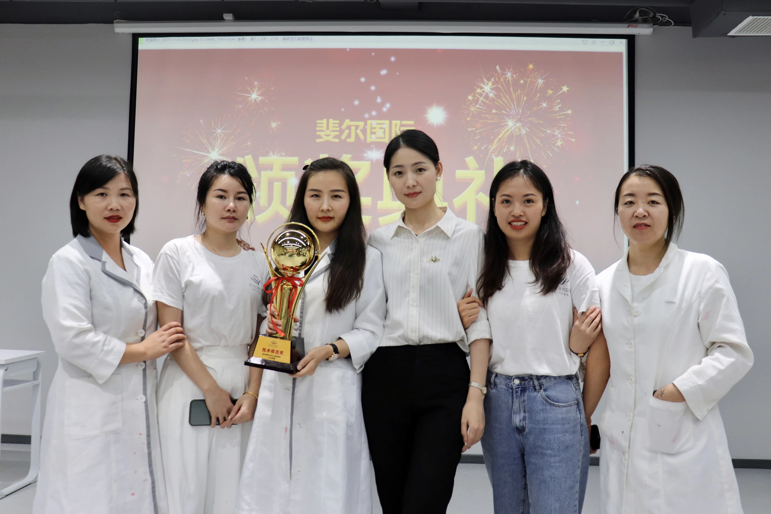 fcdcbddcc8525d16e0c8404c68f51e0