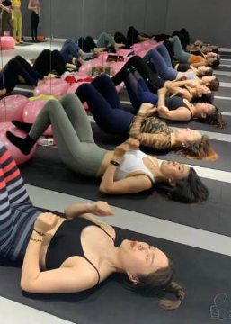 成都安旎唯蜜瑜伽培训学校