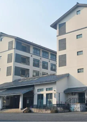 杭州育人专修学校