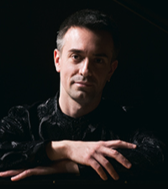 钢琴 基里尔·弗拉基米洛维奇