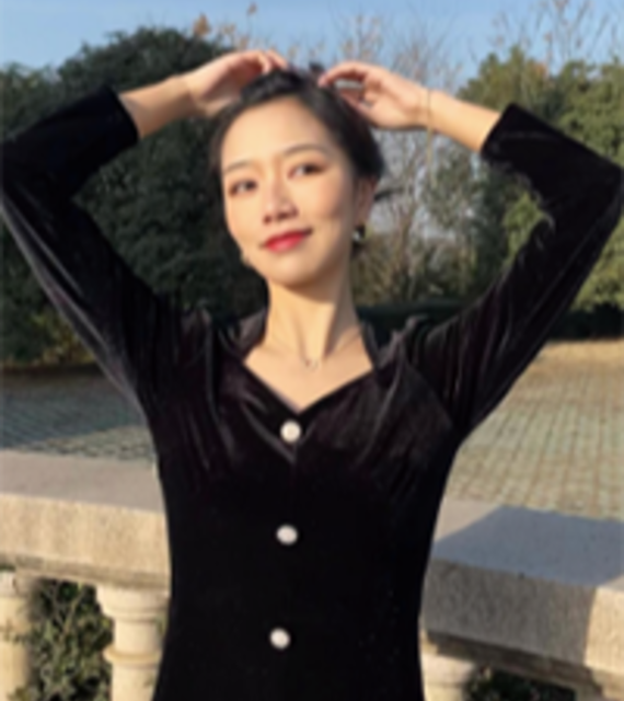 讲师 李露璐