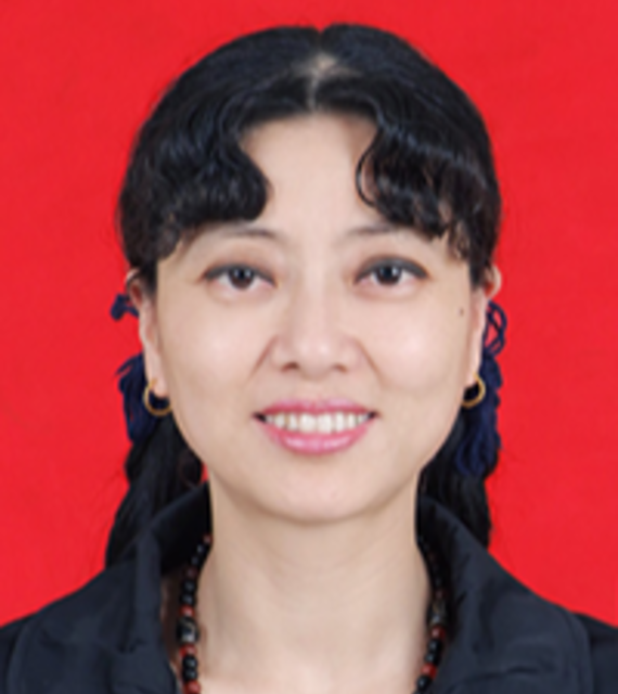 讲师 何林惠