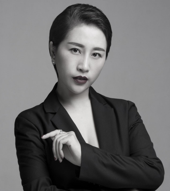 讲师 华飞