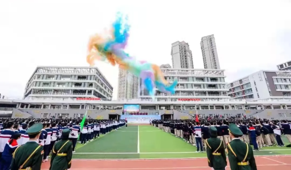 福建泉州外国语教育中心环境怎么样？看看校园图片就知道了！