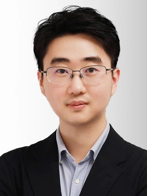 ANDY老师 - 金融学硕士，CFA持证人