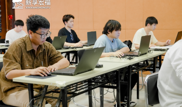 北京薪享宏福云计算学院学习氛围怎么样？来看看学员风采！