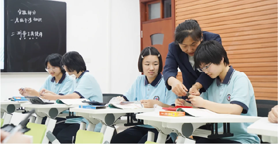 课中指导