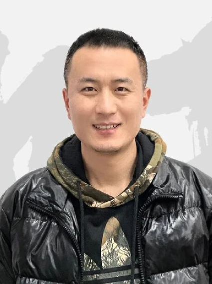 杨辉校长