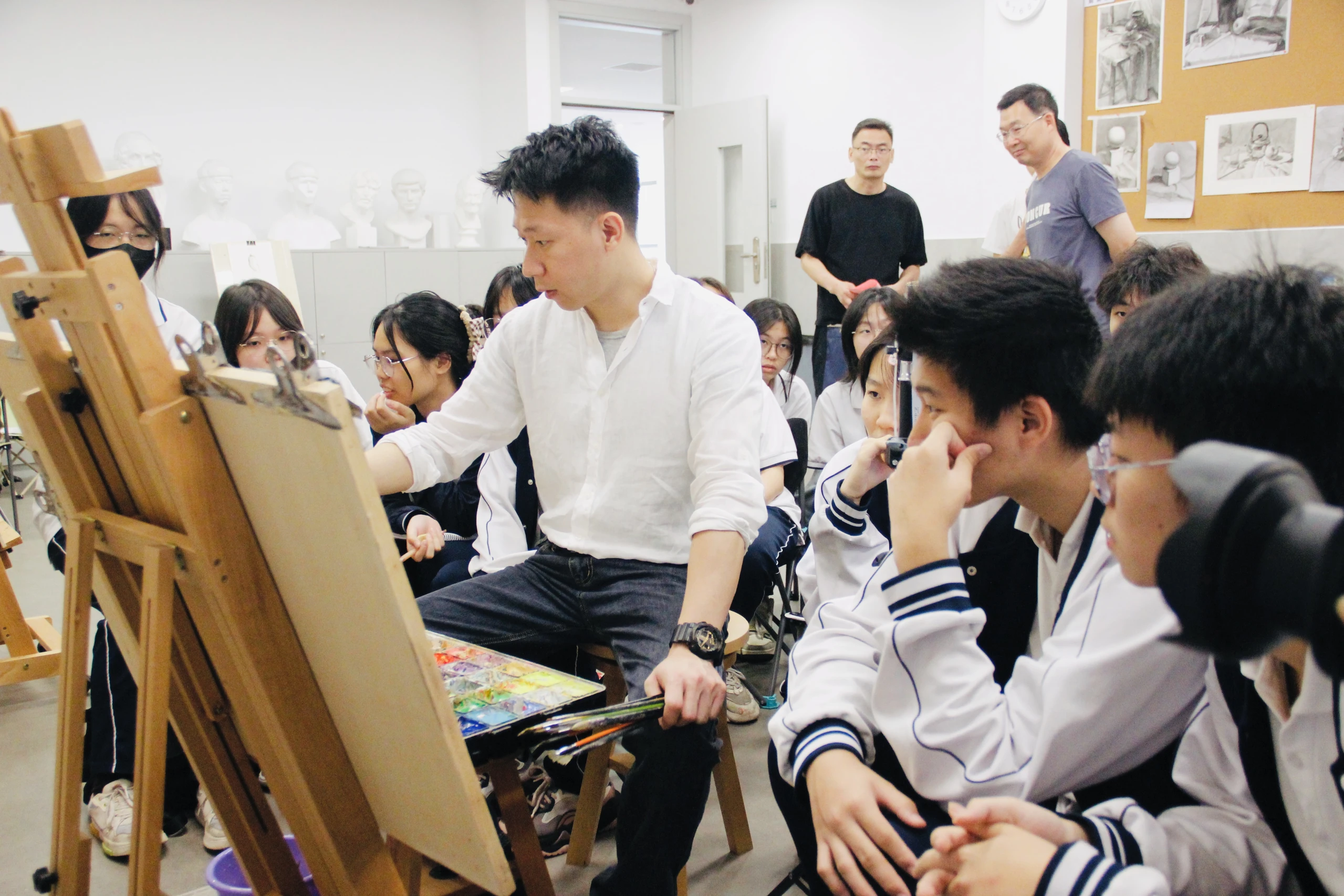 画室讲学