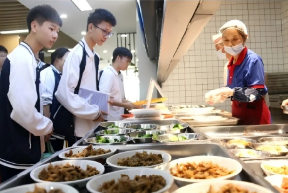 专业的就餐条件