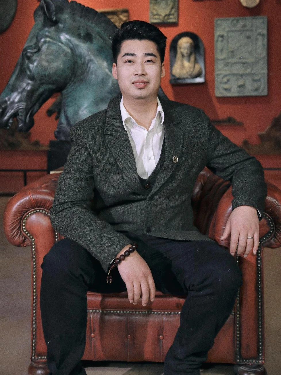 孪生画室黄埔名师精品校区教学校长卢军定